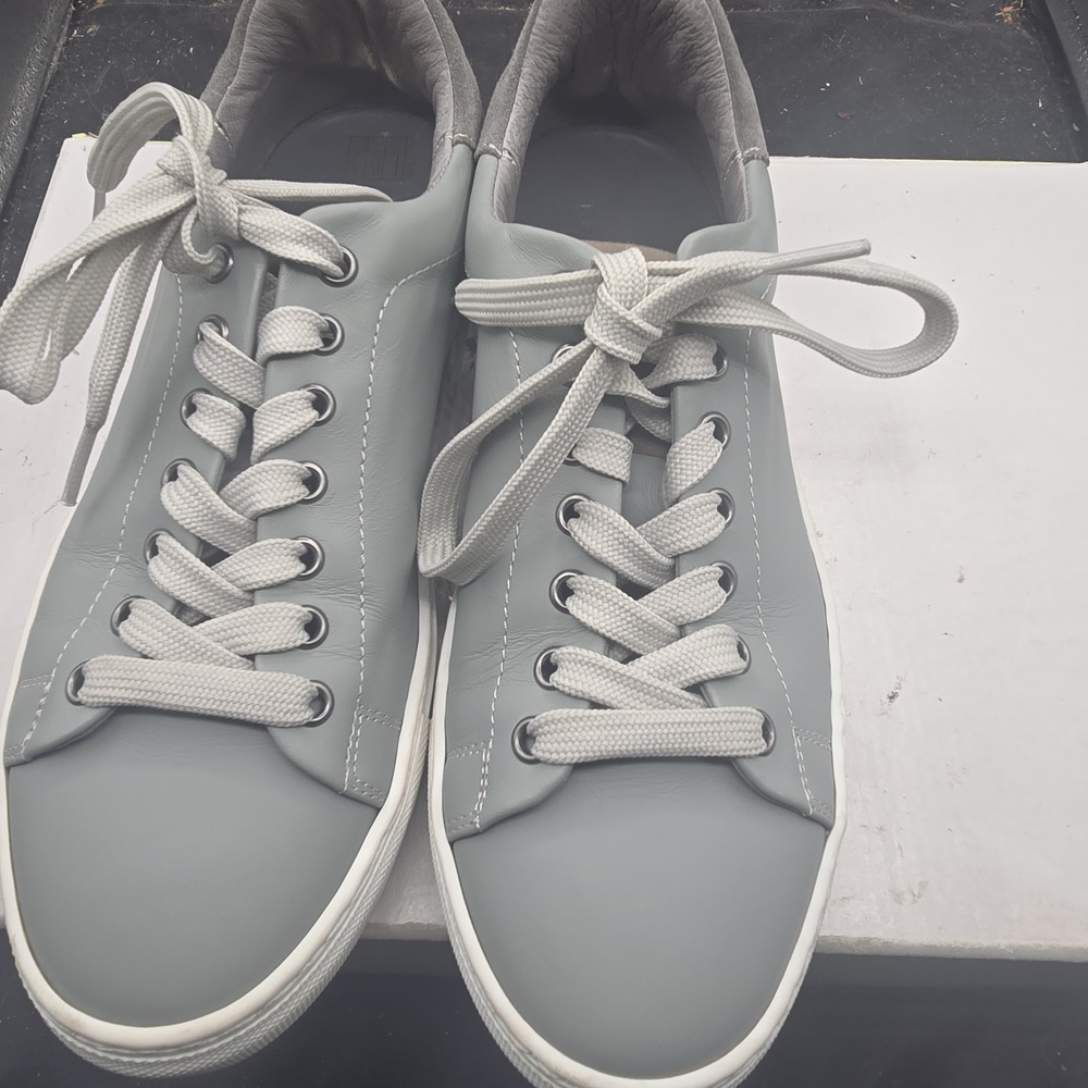 Gray Women's Flats‎ & Loafers